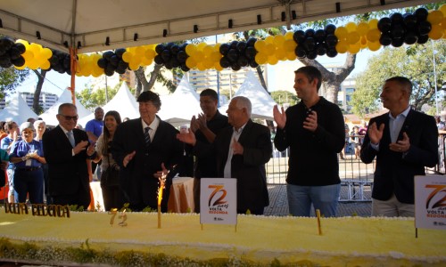 Volta Redonda celebra 72 anos da cidade com bolo de seis metros 